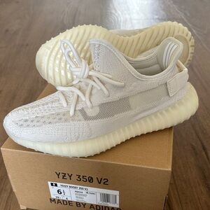 Adidas Yeezy Boost 350 V2 - Bone